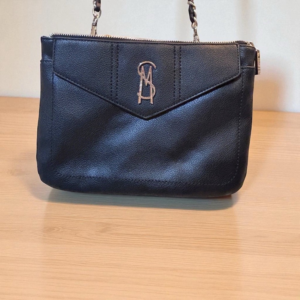 Steve Madden Black‎ Leather Envelope crossbody bag Purse Multi Section Zip Clean